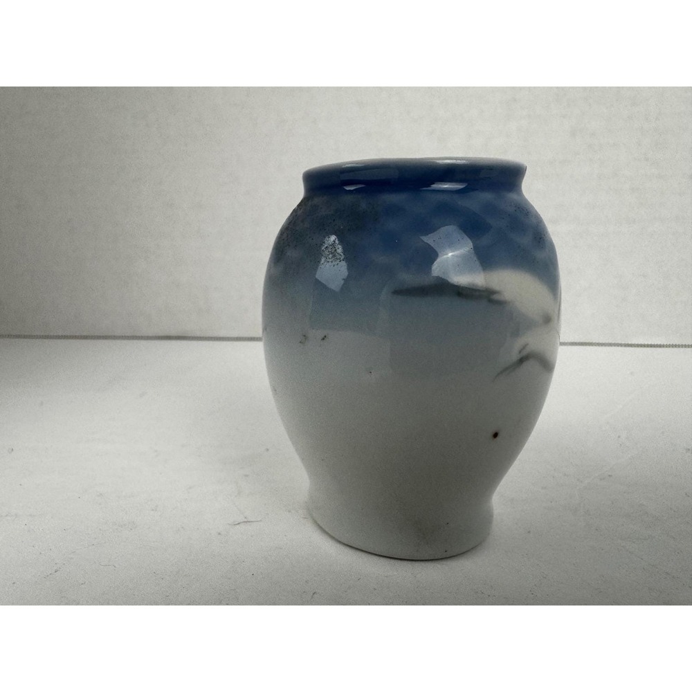 Bing & Grondahl Seagull Miniature Porcelain Vase 671 Blue Fish Scale Toothpick - Picture 6 of 8